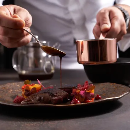 Hotel Logis - Restaurant Maison Claude Darroze