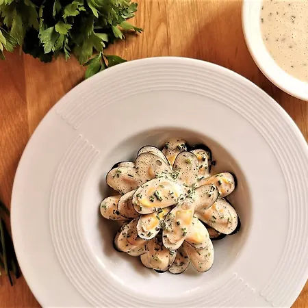 Logis - Restaurant Maison Claude Darroze Ξενοδοχείο 3*