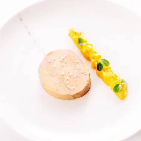 Hotel Logis - Restaurant Maison Claude Darroze 3*