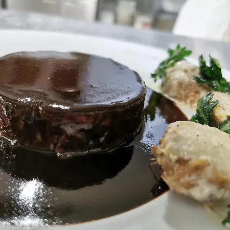 Ξενοδοχείο Logis - Restaurant Maison Claude Darroze Langon (Gironde)