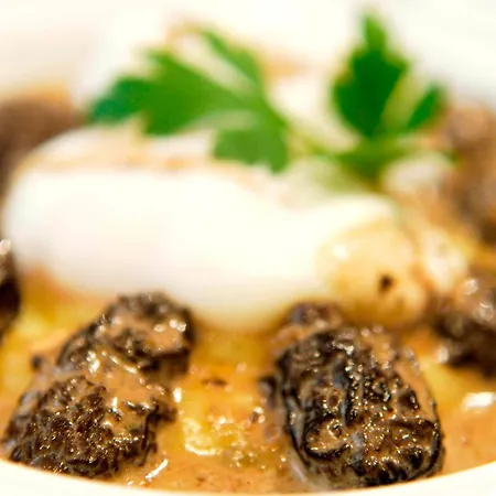 Logis - Restaurant Maison Claude Darroze