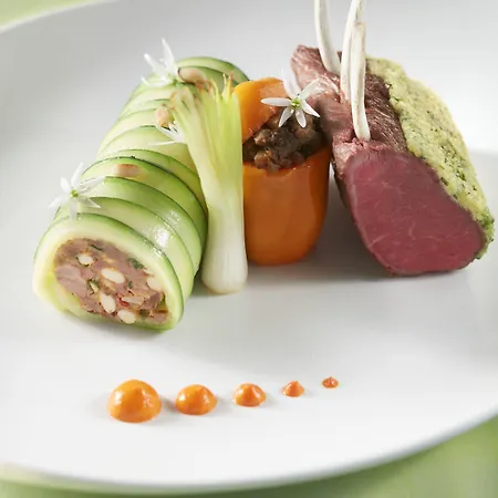 Logis - Restaurant Maison Claude Darroze מלון 3*