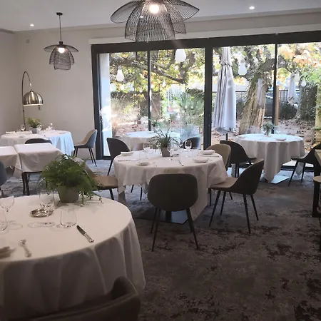 Logis - Restaurant Maison Claude Darroze Hotel 3*