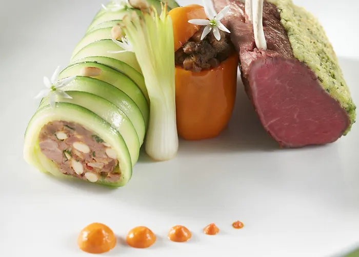 Logis - Restaurant Maison Claude Darroze Hotel 3*