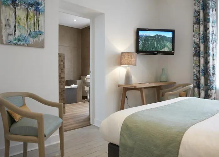 Hotel Logis - Restaurant Maison Claude Darroze Langon (Gironde)